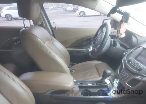 2014 Buick Lacrosse Leather Group z USA, uszkodzony, nr VIN 1G4GB5G38EF247837